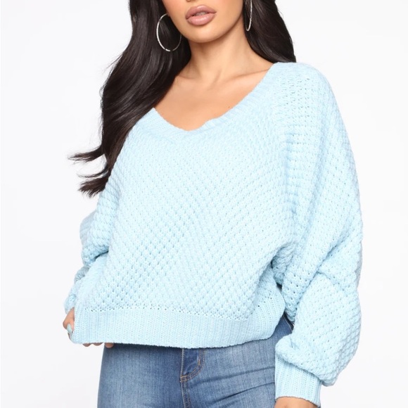 3/$45 Fashion nova V neck ballon sleeve sweater - Picture 1 of 4